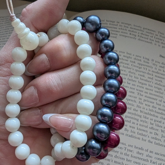 Beaded Bracelet Set - Cream, Silver, and Red - Picture 4 of 7